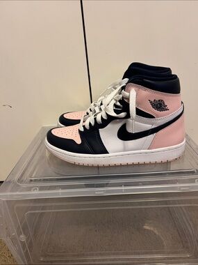 Jordan 1s Women's High-Top Sneakers Pink/Navy/White
